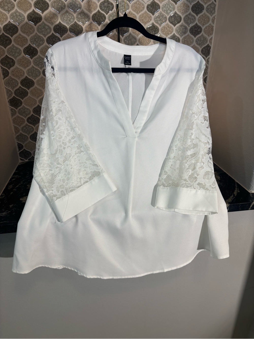 Women's White Lace-Sleeve V-Neck Blouse - Classic Fit